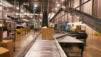 A warehouse filled with lots of shelves and boxes.