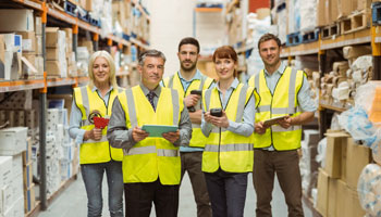 A warehouse filled with lots of shelves and boxes.